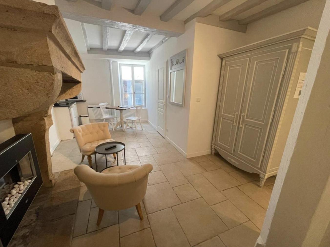 Batisse Paradis- 3 Appartements Calmes Et Elegants Au Centre Historique De Beaune Beaune (Cote d'Or) Quarto foto