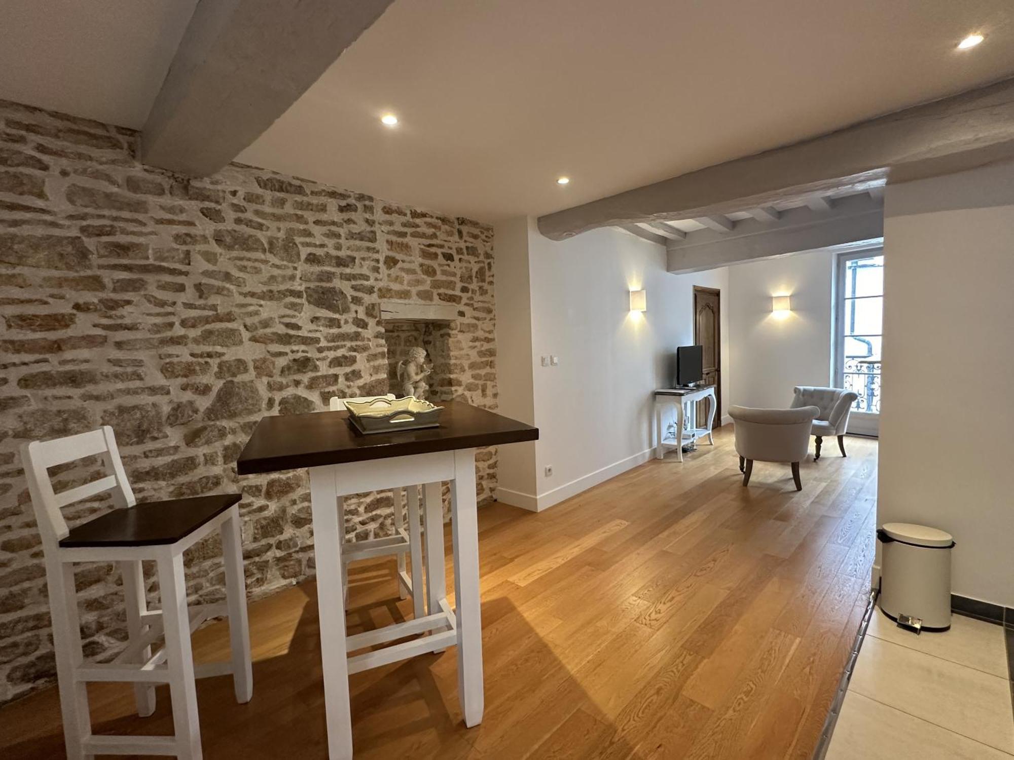 Batisse Paradis- 3 Appartements Calmes Et Elegants Au Centre Historique De Beaune Beaune (Cote d'Or) Quarto foto